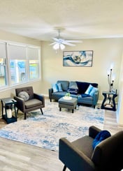 Renovated, Close To Everything, Covered Patio