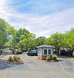 Quiet & Secure Stay in Gated Community