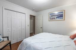 Short Drive To Ft. Jackson, Screened Porch, 3 TVs