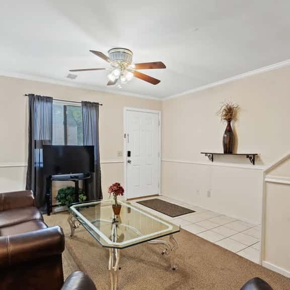 City Access Retreat with Wi-Fi & 2 TVs - Image 1